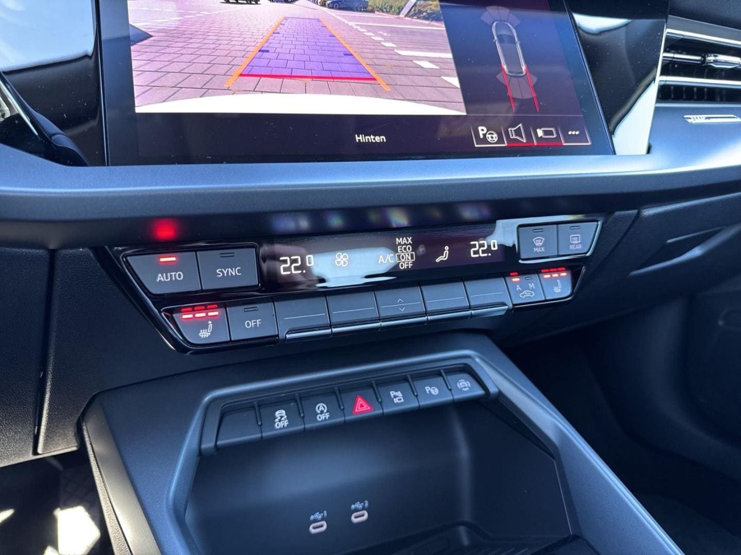 Bild über Audi A3 Sportback S line 30 TFSI S tronic - für weitere Informationen kontaktieren Sie den Audi Partner