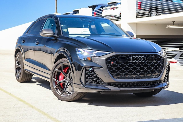 Photo of 2027 Audi RS Q8 SUV performance