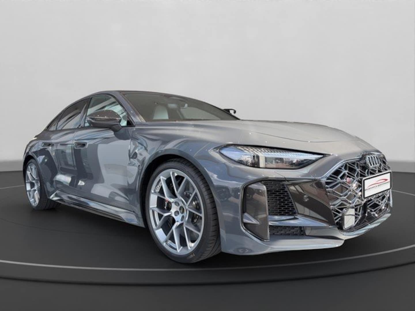 Bild über Audi RS 5 Limousine TFSI quattro 470 kW tiptronic - für weitere Informationen kontaktieren Sie den Audi Partner