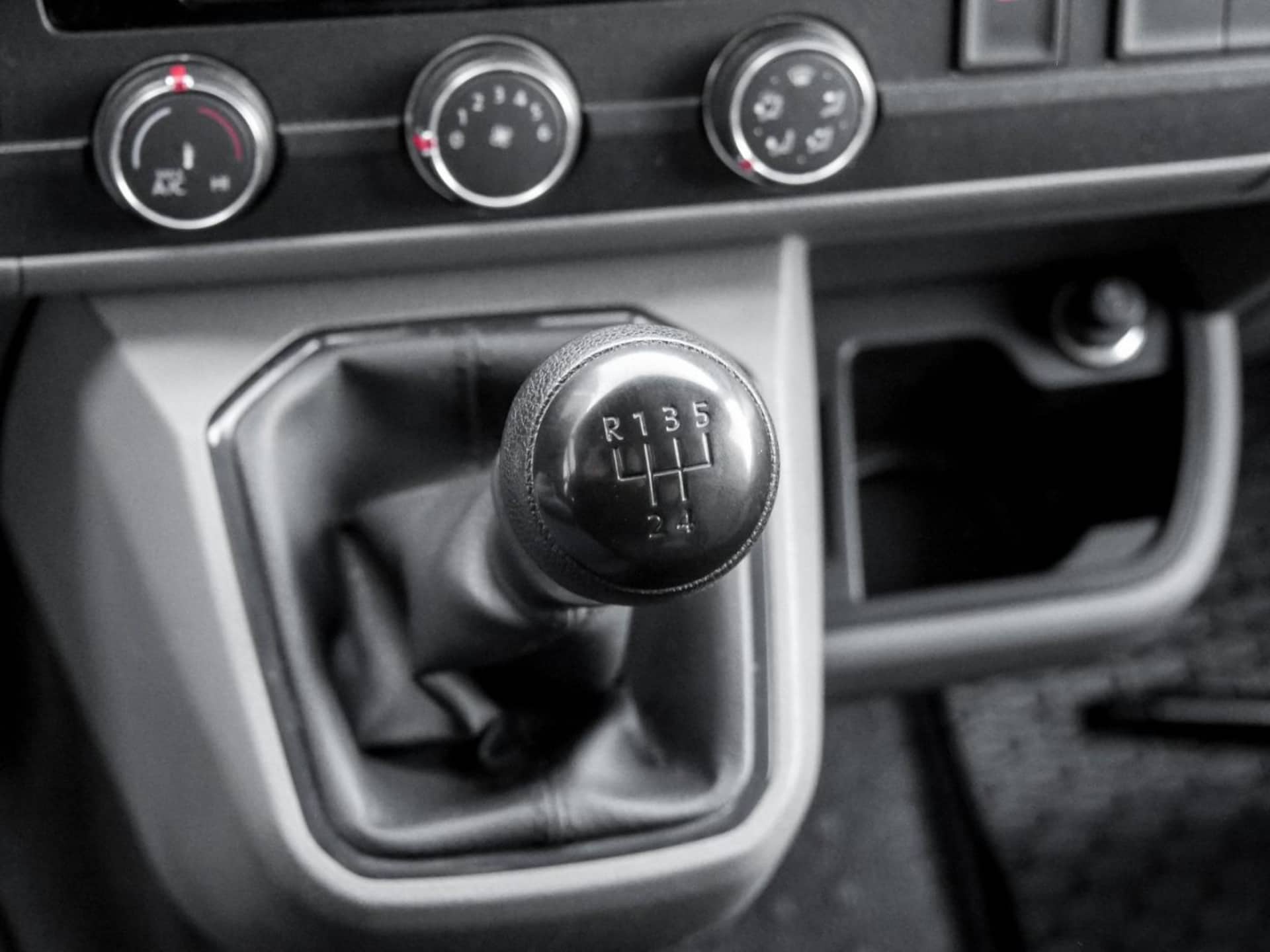 Volkswagen T6.1 Transporter Kasten kurzer Radstand