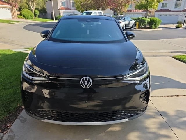 Used 2023 Volkswagen ID.4 PRO S PLUS with VIN 1V2JNPE8XPC019644 for sale in Sacramento, CA