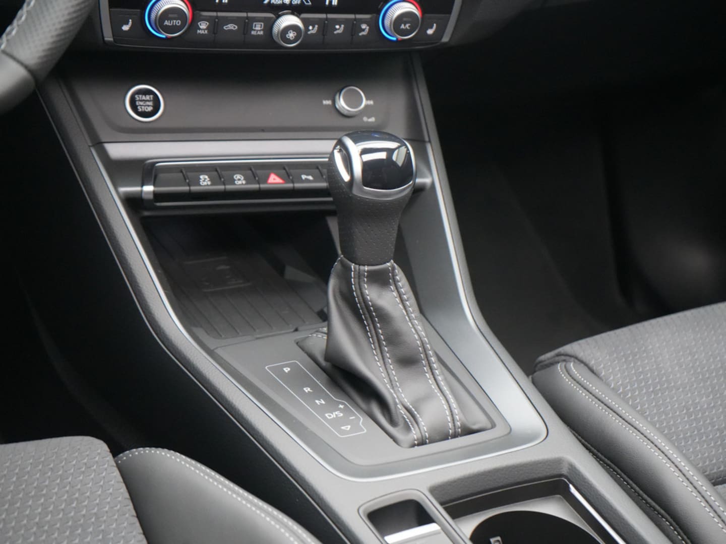 Bild über Audi Q3 TFSI 110 kW S tronic - für weitere Informationen kontaktieren Sie den Audi Partner