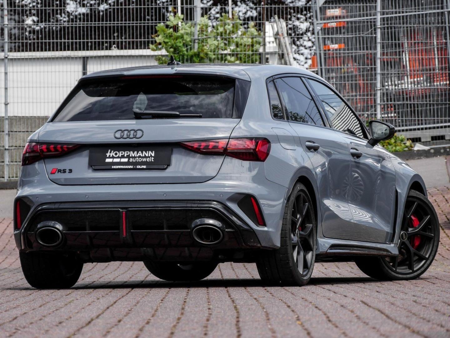 Bild über Audi RS 3 Sportback RS 3 Sportback 294 kW S tronic - für weitere Informationen kontaktieren Sie den Audi Partner