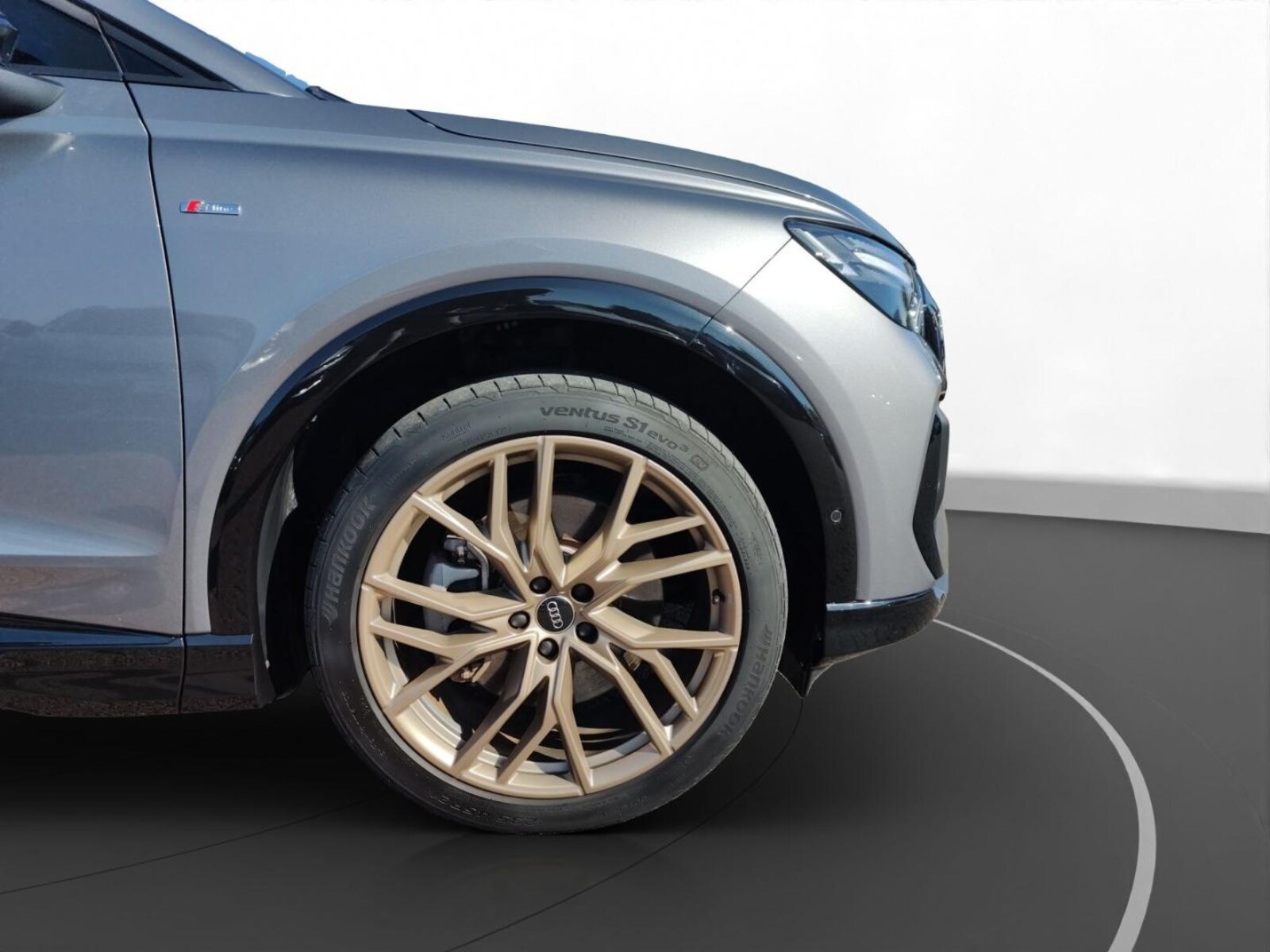 Audi Q4 Sportback e-tron – Bild 14