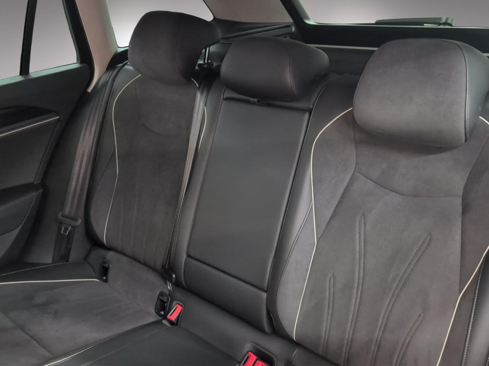 Volkswagen Passat – Bild 13