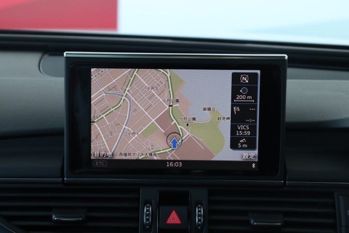 Audi A6 Sedan