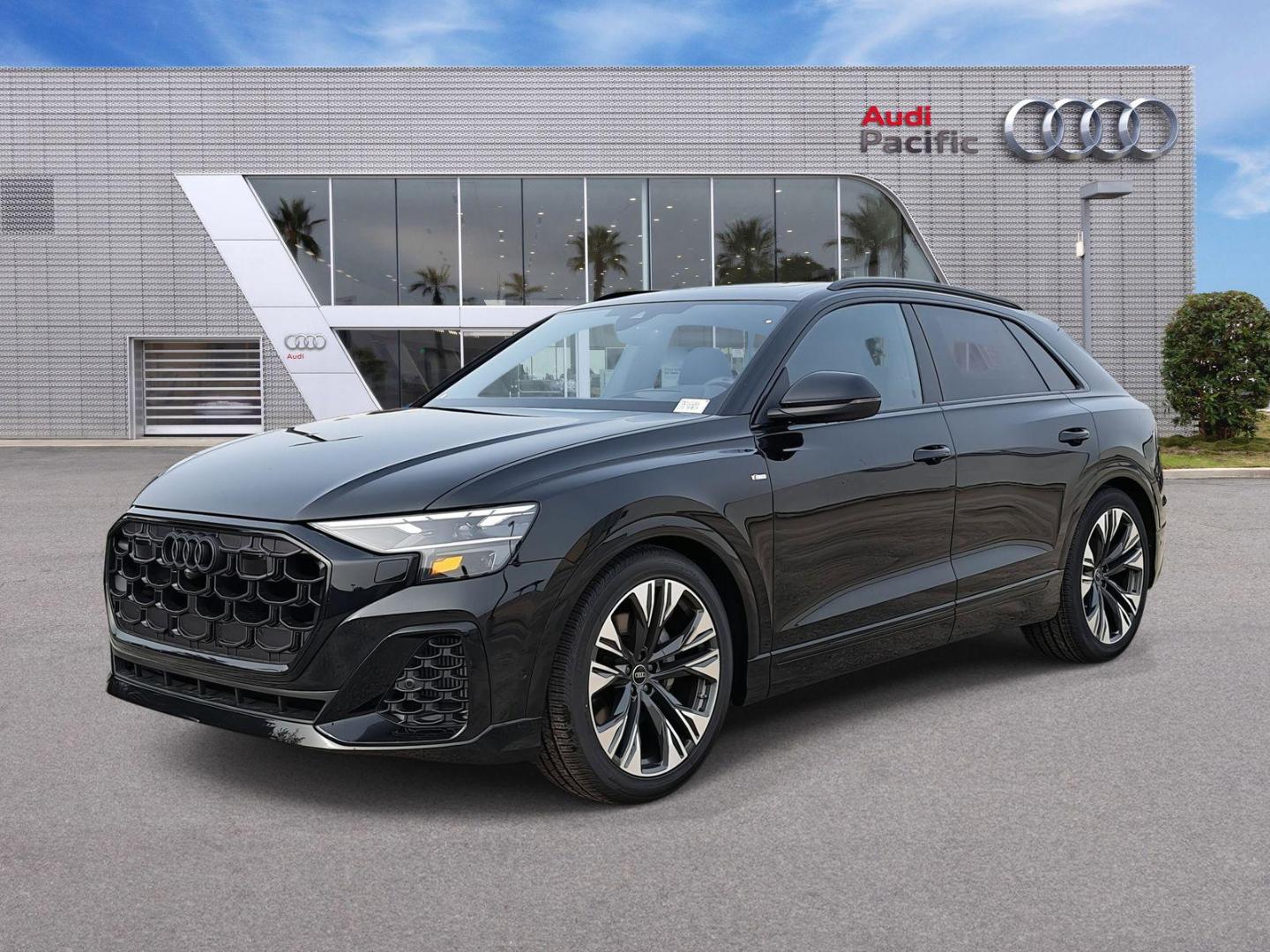 2026 Audi Q8 55 Prestige Tiptonic quattro's photo