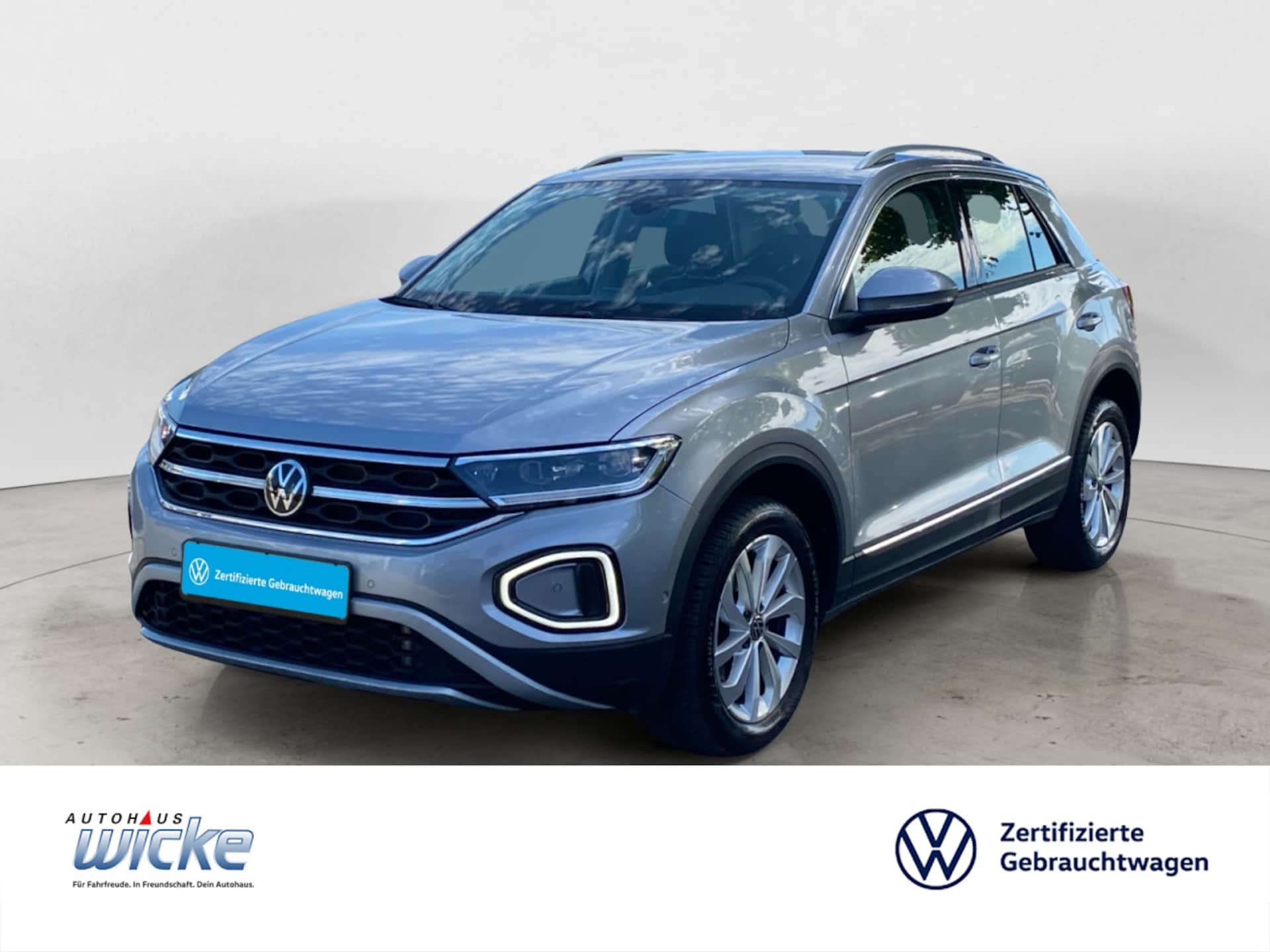 Volkswagen T-Roc 2023 — T-Roc 1.5 TSI Style NAVI KLIMA LED PDC DAB LM FELG