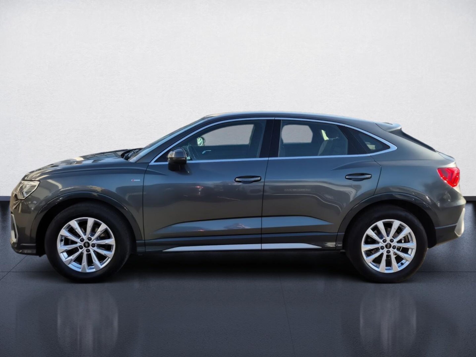 Audi Q3 Sportback S line