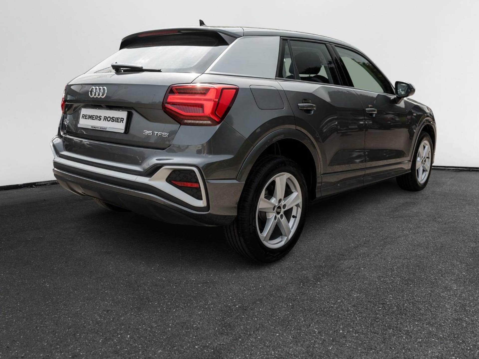 Audi Q2 S line