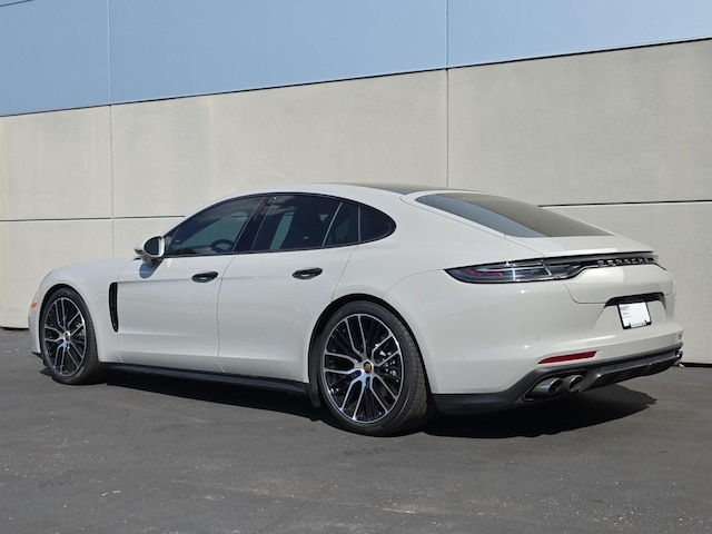 2023 Porsche Panamera
