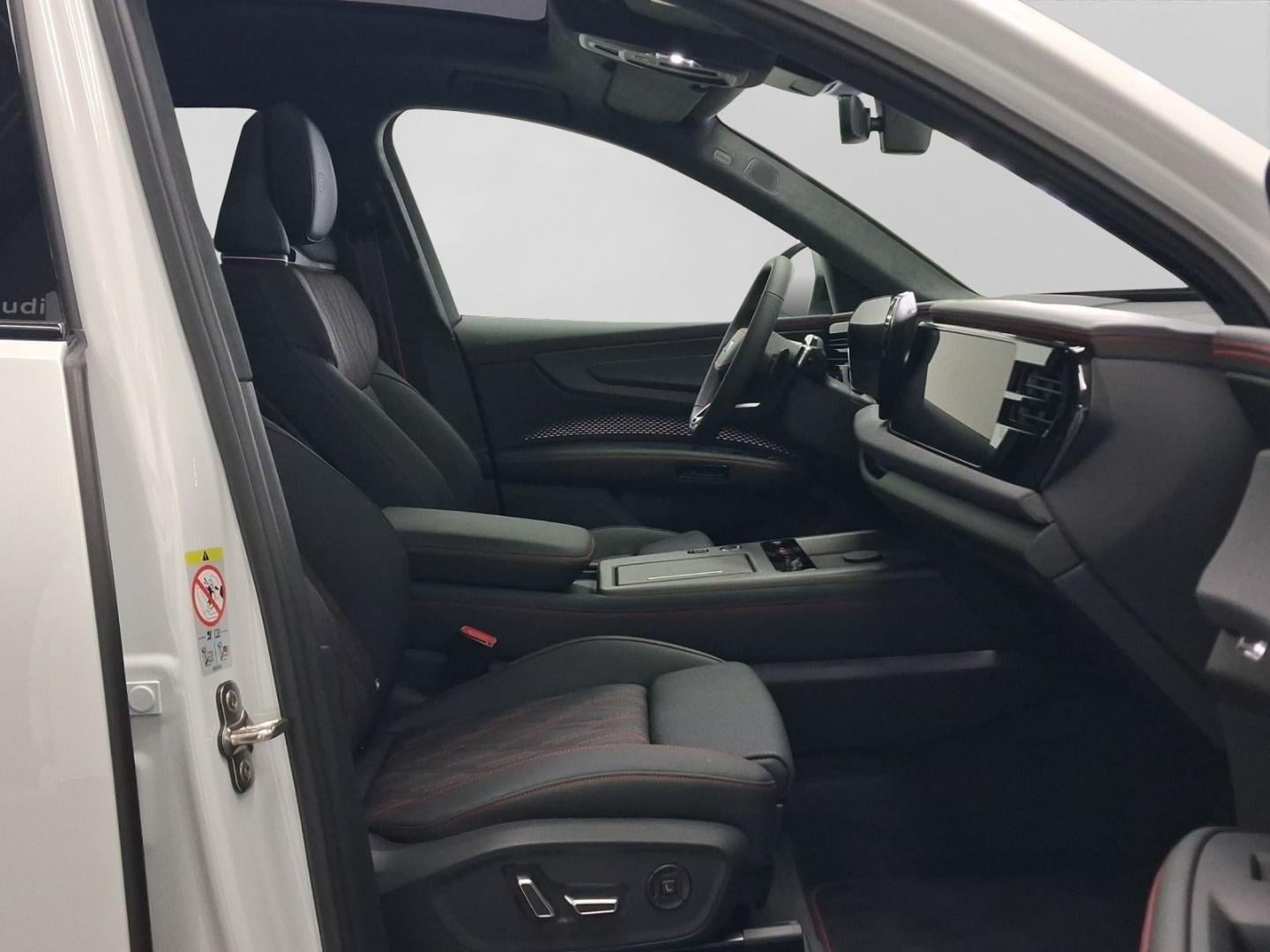 Bild über Audi Q7 SUV TDI quattro 220 kW tiptronic - für weitere Informationen kontaktieren Sie den Audi Partner