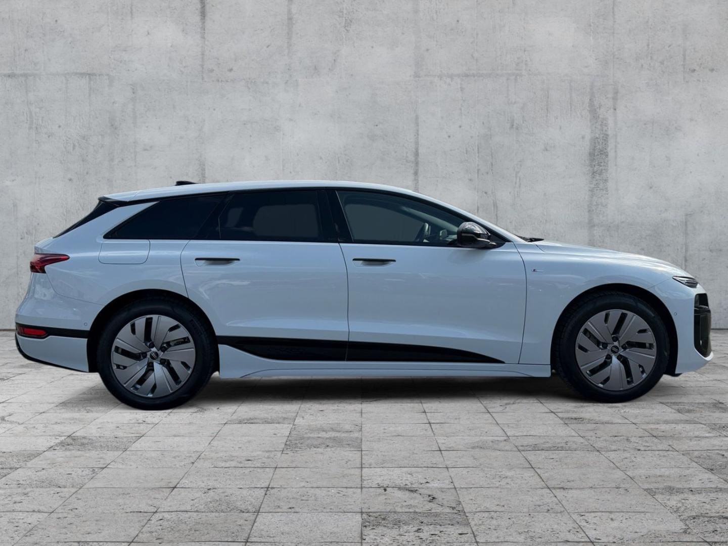 Bild über Audi A6 Avant e-tron e-tron performance - für weitere Informationen kontaktieren Sie den Audi Partner