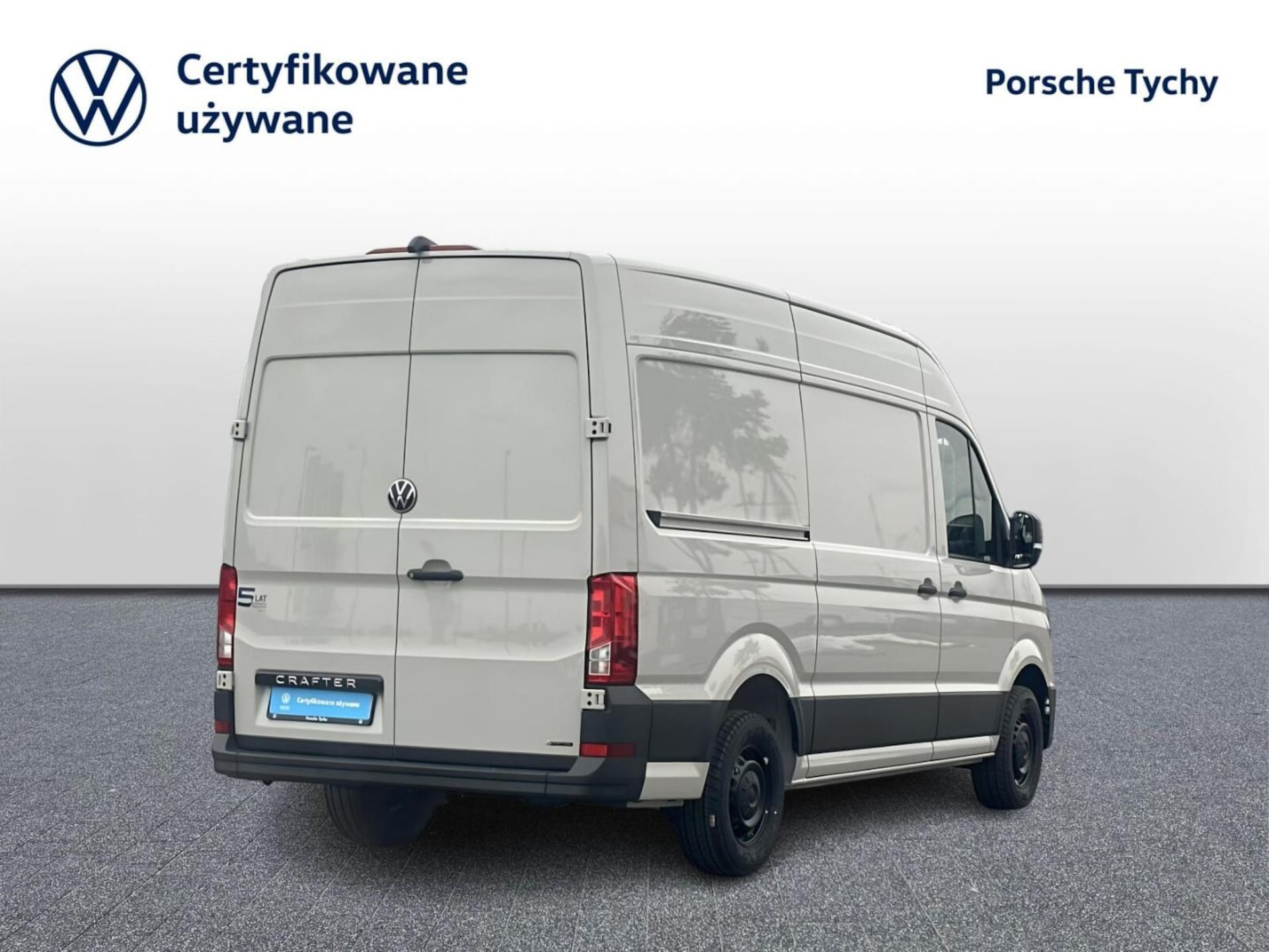 Volkswagen Crafter Furgon średni rozstaw osi