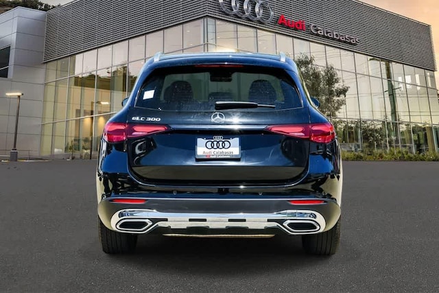 2024 Mercedes-Benz GLC 300