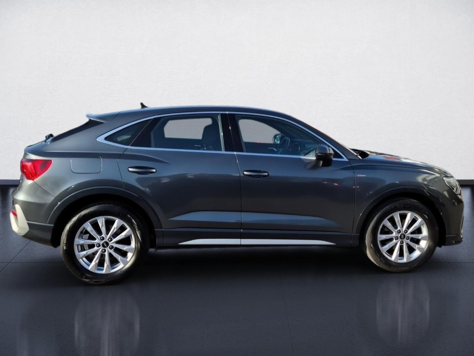 Audi Q3 Sportback S line