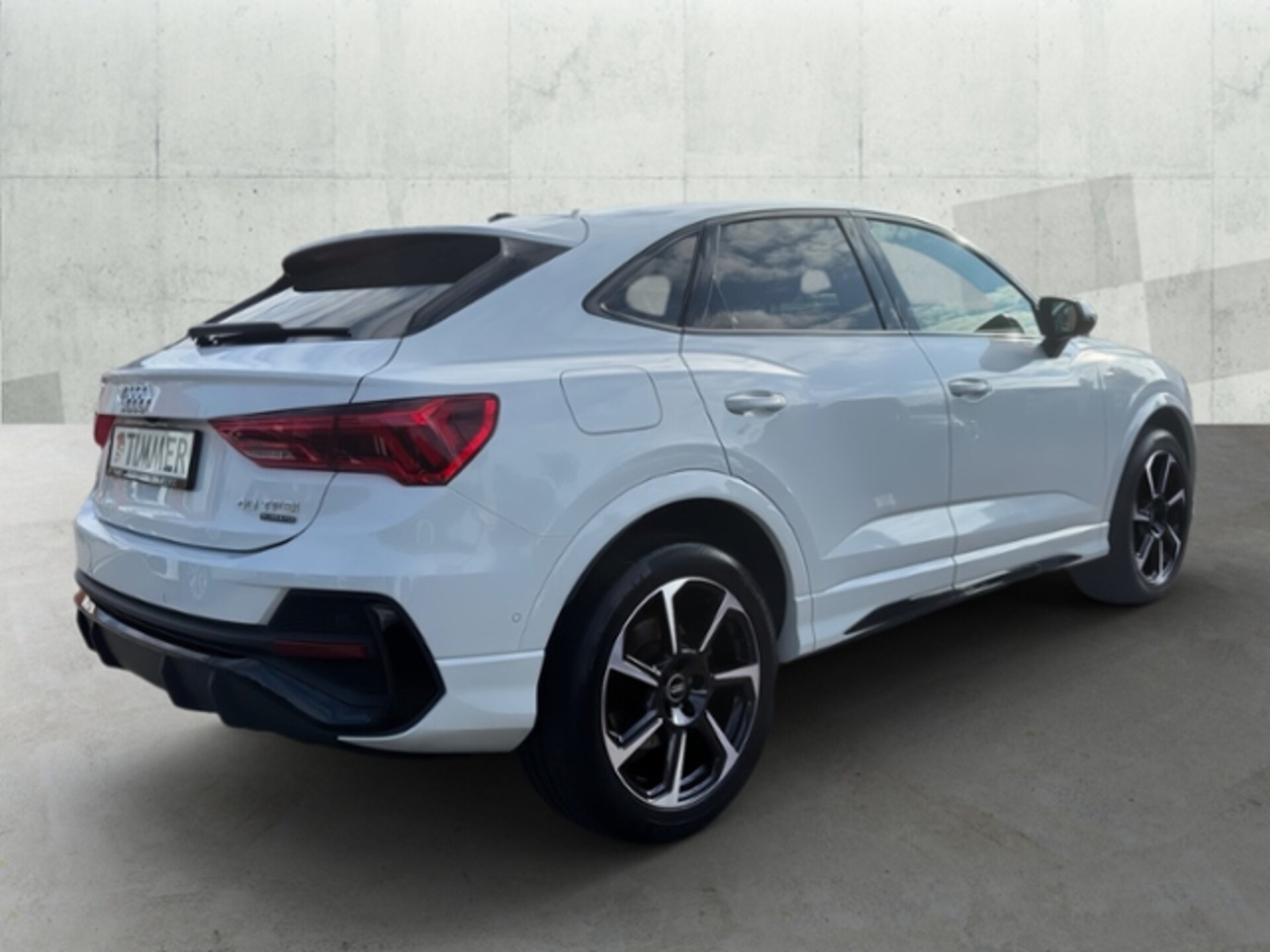 Audi Q3 Sportback S line