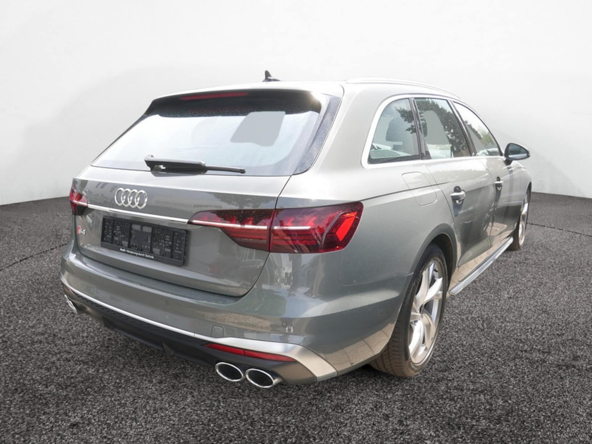 Audi S4 Avant