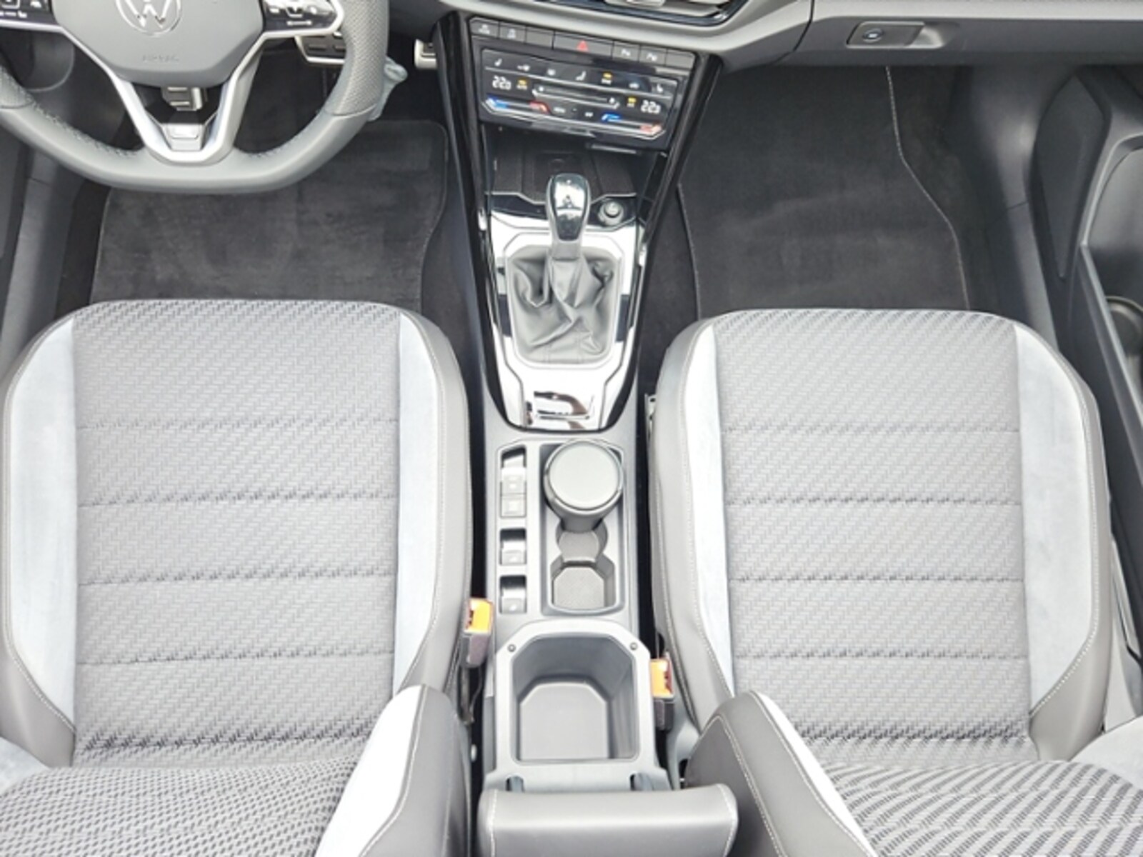 Volkswagen T-Roc Cabriolet – Bild 12