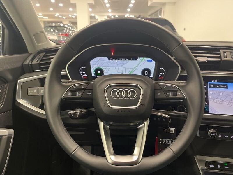 Immagine di Audi Q3 Sportback TFSI e Business Plus 45 TFSI e 180 kW (245 CV) S tronic - Vista: for more details contact your dealer