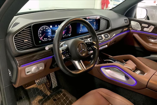 2025 Mercedes-Benz GLS 450