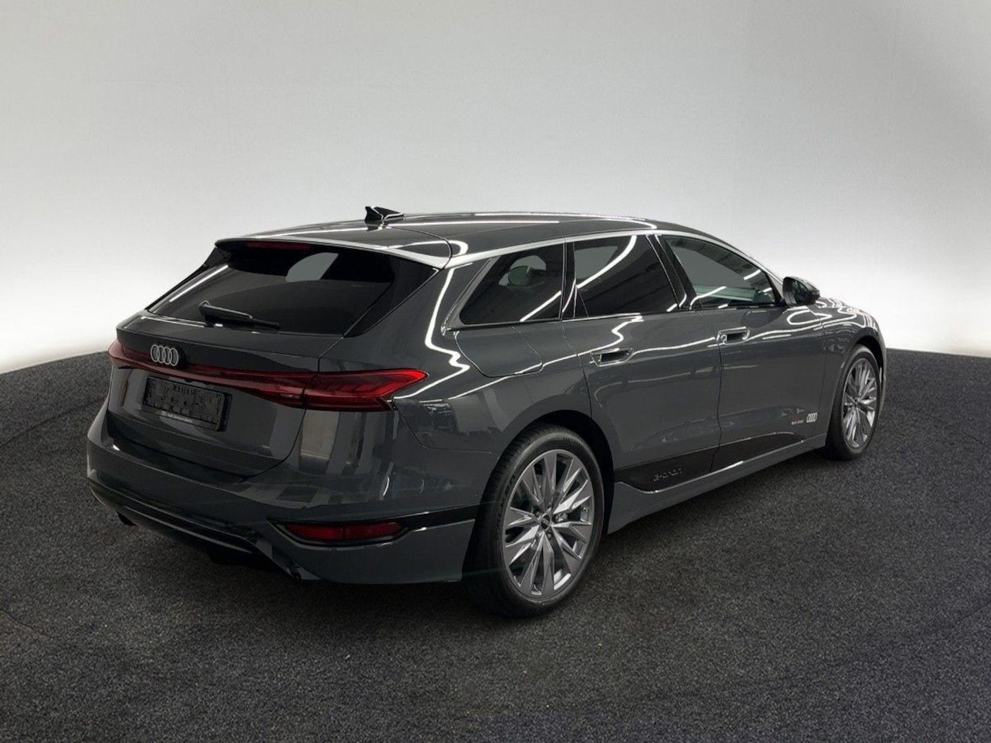 Bild über Audi A6 Avant e-tron e-tron 210 kW - für weitere Informationen kontaktieren Sie den Audi Partner