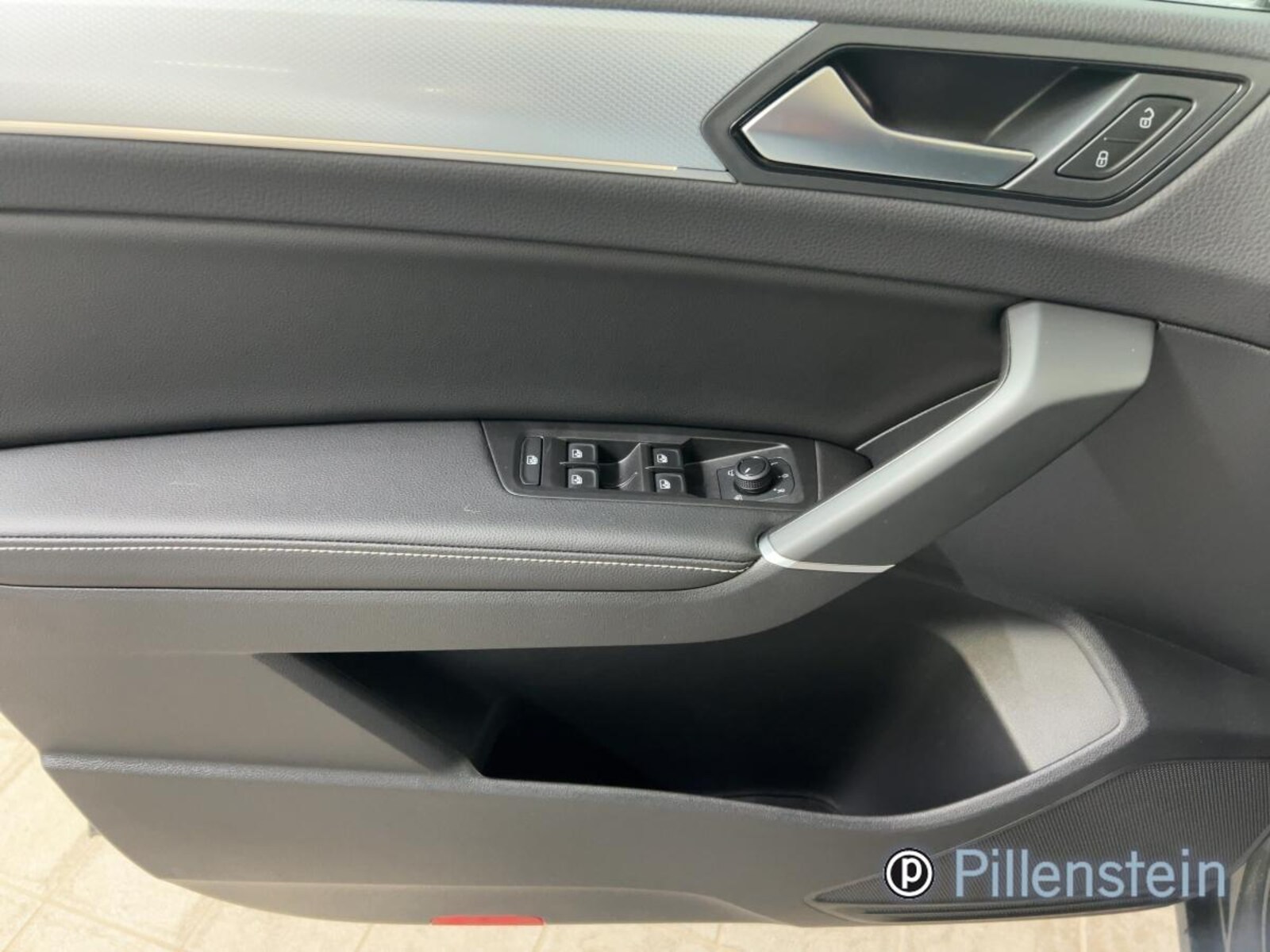 Volkswagen Touran – Bild 4