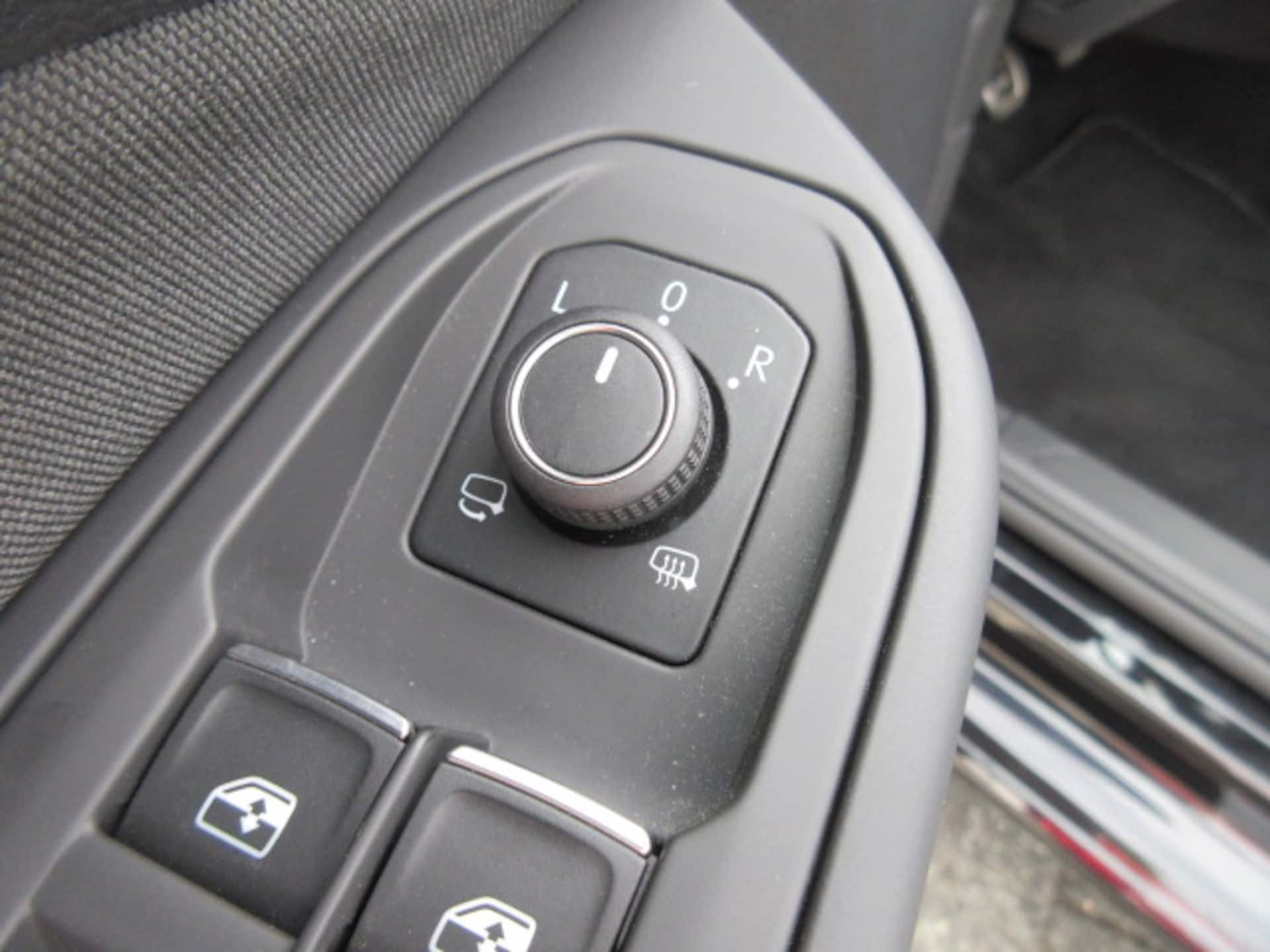 Volkswagen Golf Active