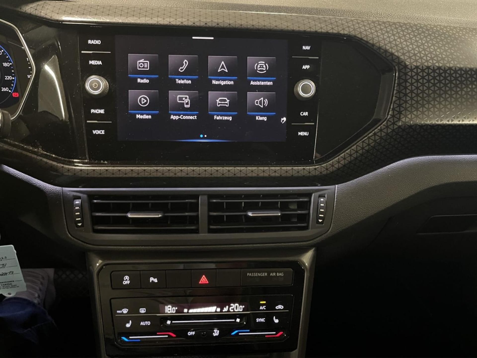 Volkswagen T-Cross Style