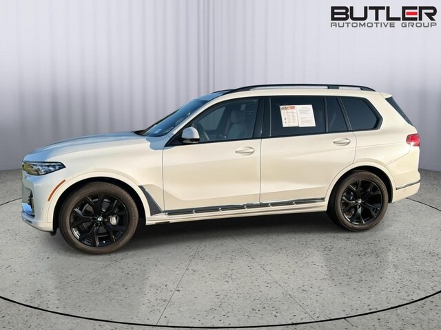 2022 BMW X7