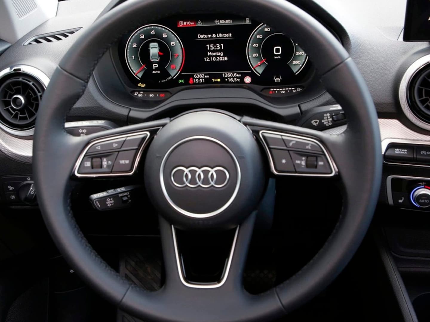 Bild über Audi Q2 S line 35 TFSI S tronic - für weitere Informationen kontaktieren Sie den Audi Partner