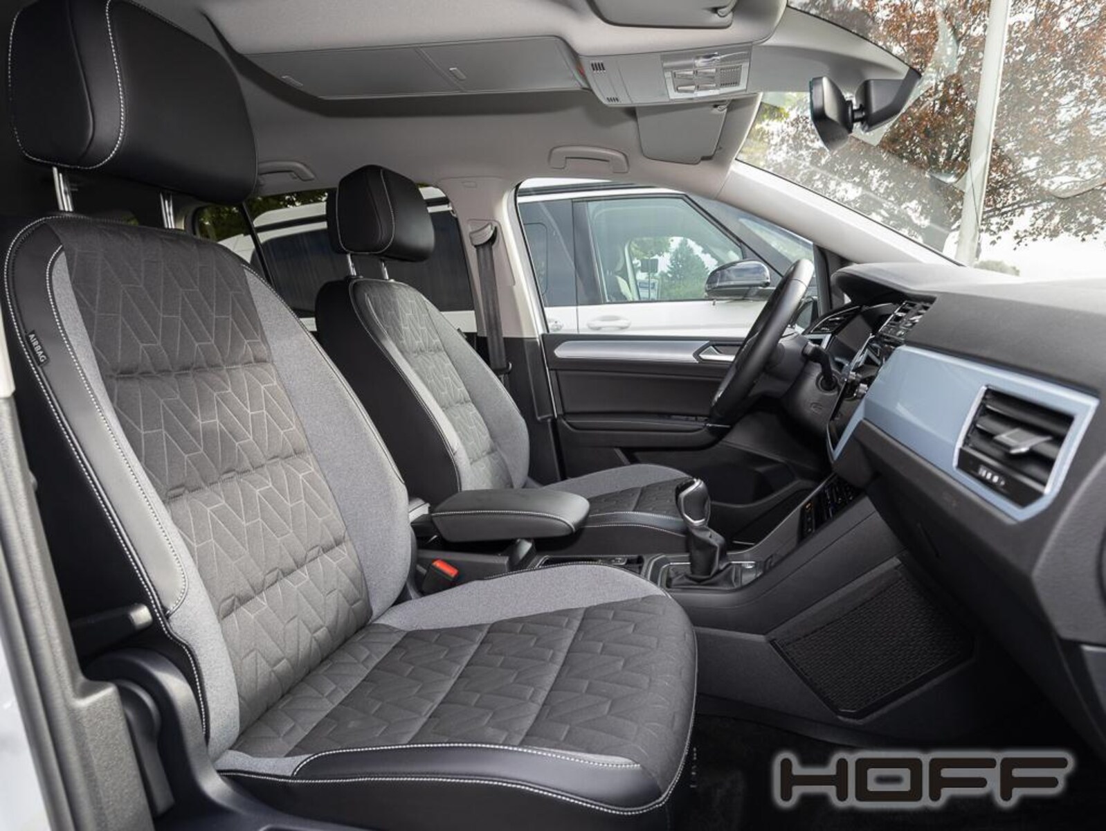 Volkswagen Touran – Bild 10