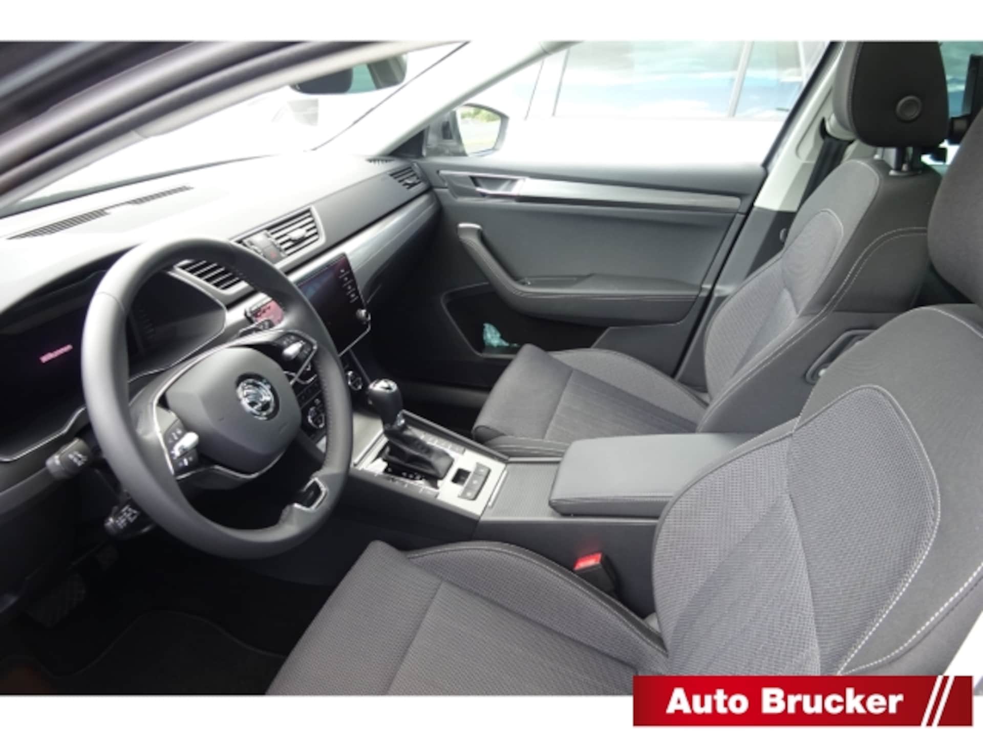 Skoda Superb Combi Style
