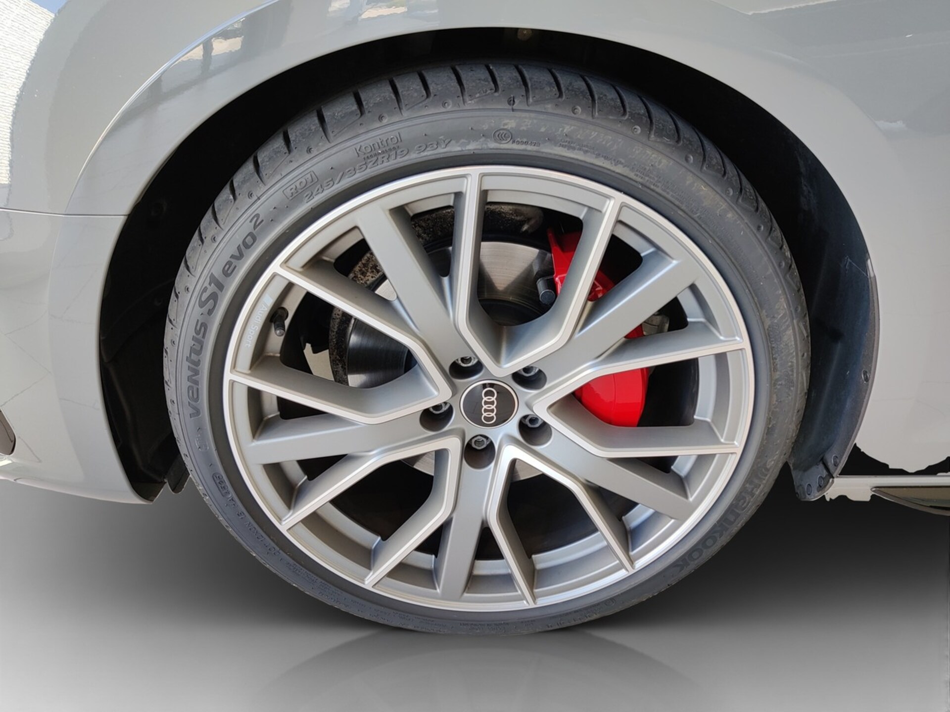 Audi A4 Avant S line
