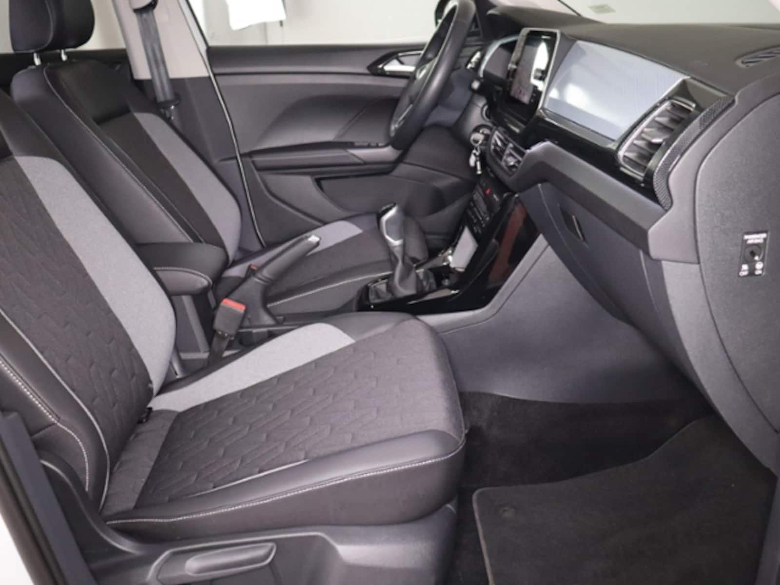 Volkswagen T-Cross – Bild 12