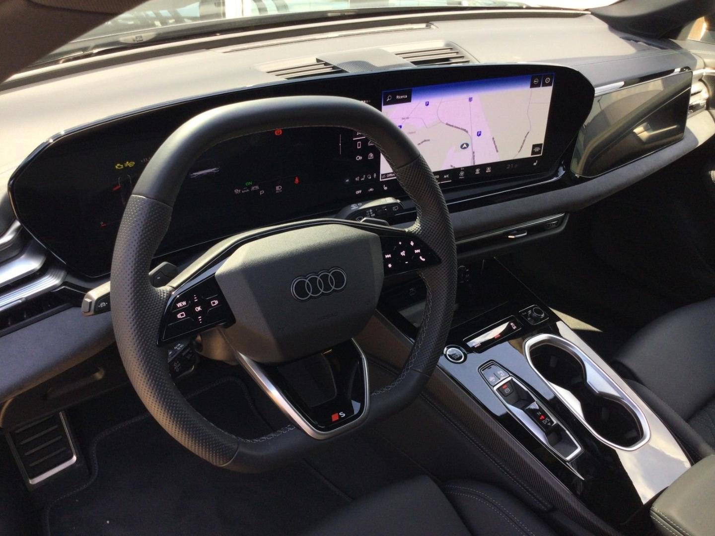 Image about Audi A6 Avant Edition one Bianco Ghiaccio o Grigio Daytona TDI quattro 150 kWS tronic