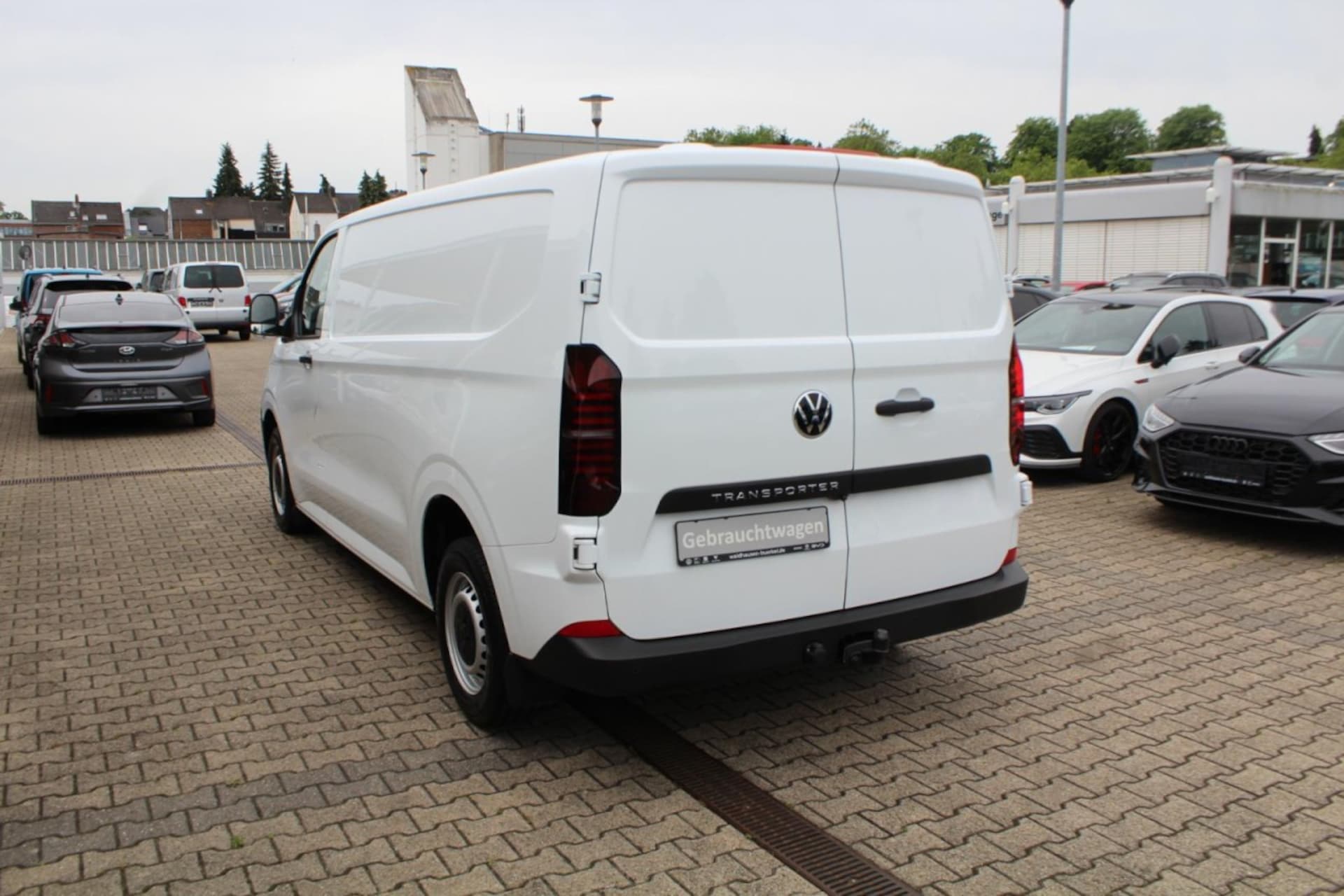 Volkswagen Transporter Kasten langer Radstand