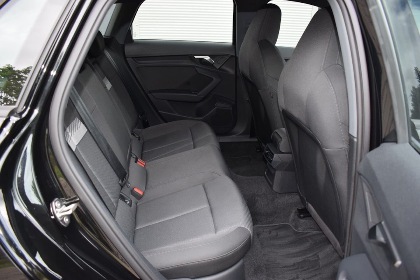 Bild über Audi A3 Sportback S line 35 TDI S tronic - für weitere Informationen kontaktieren Sie den Audi Partner