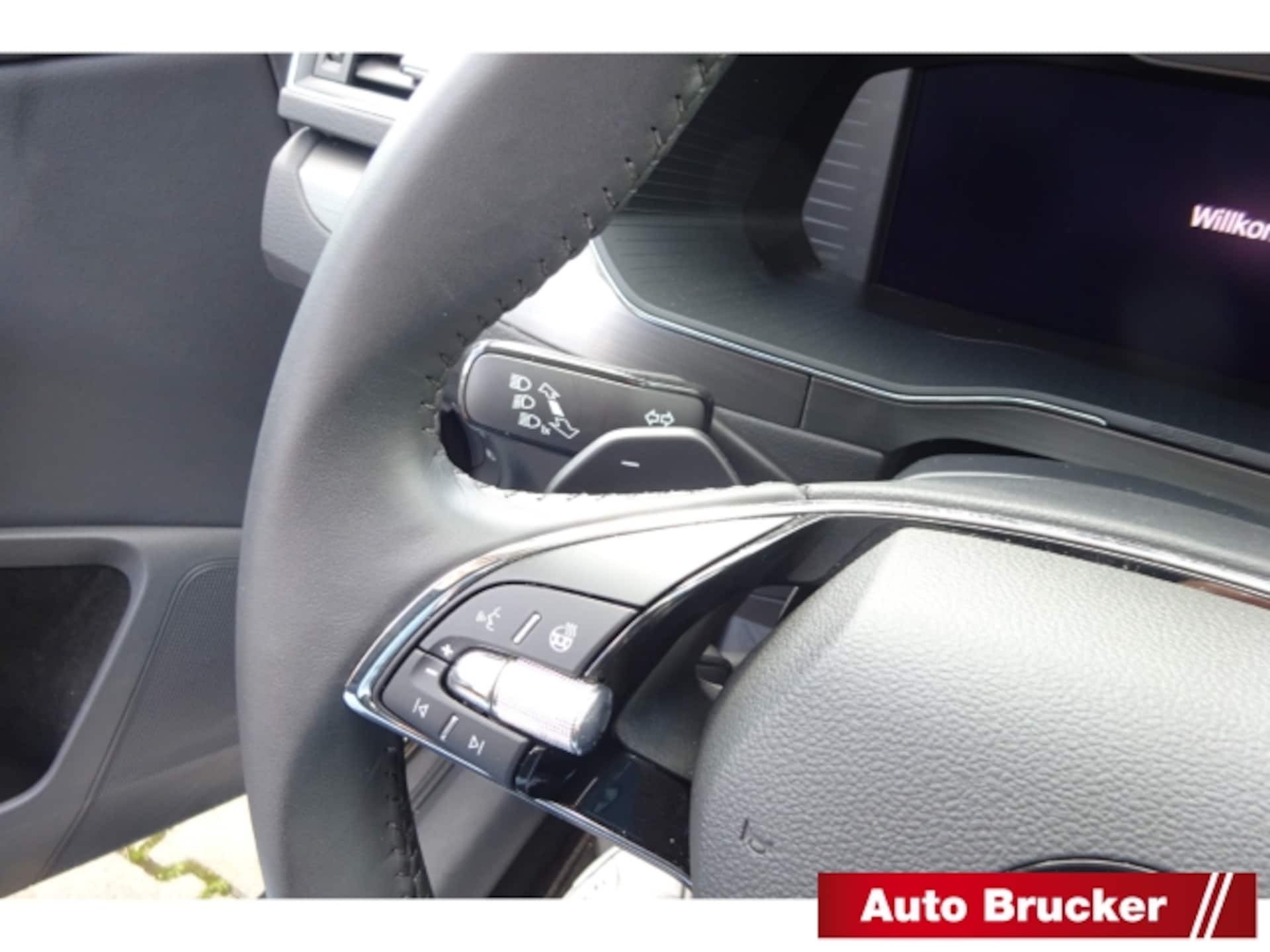 Skoda Superb Combi Style