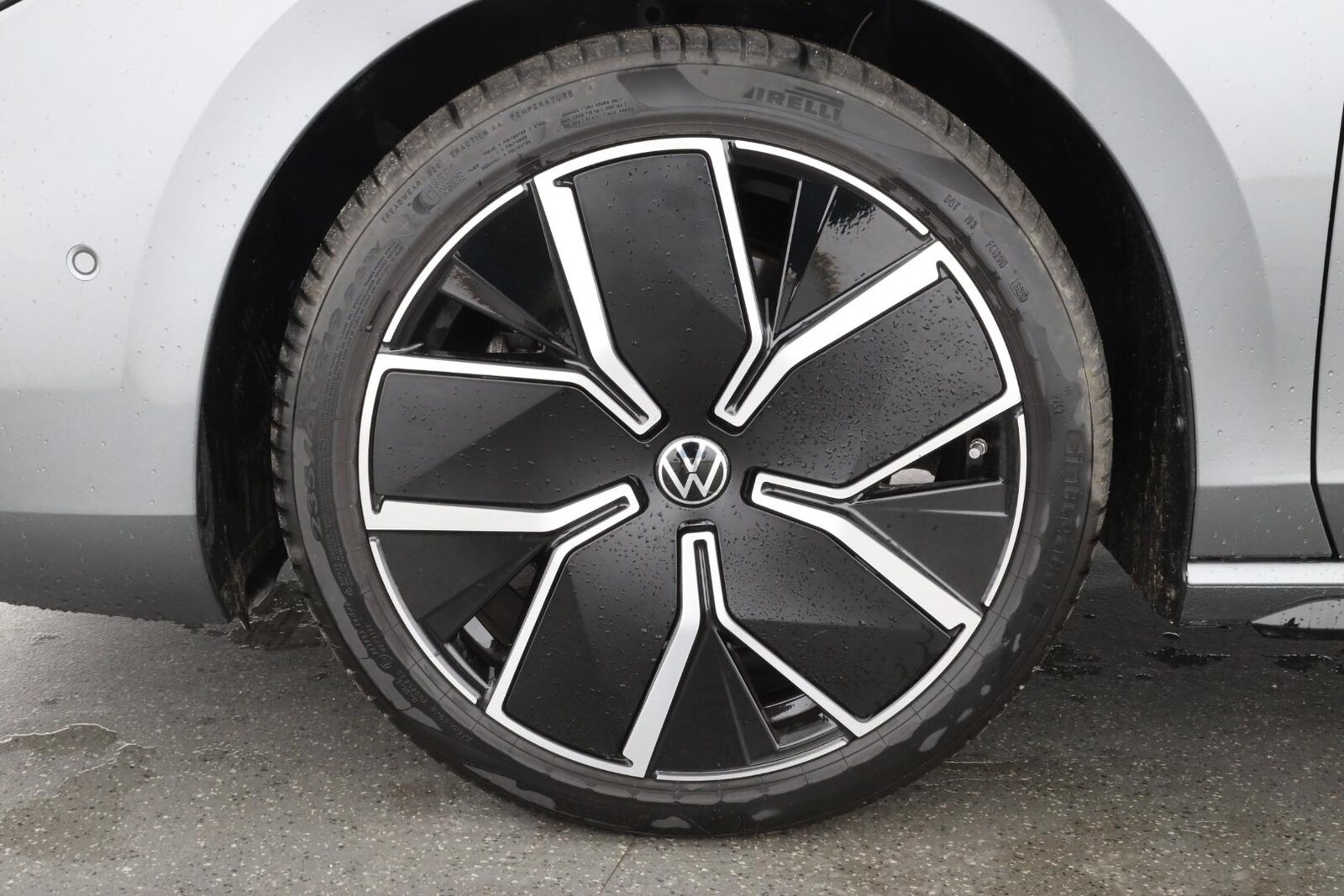 Volkswagen Passat – Bild 8
