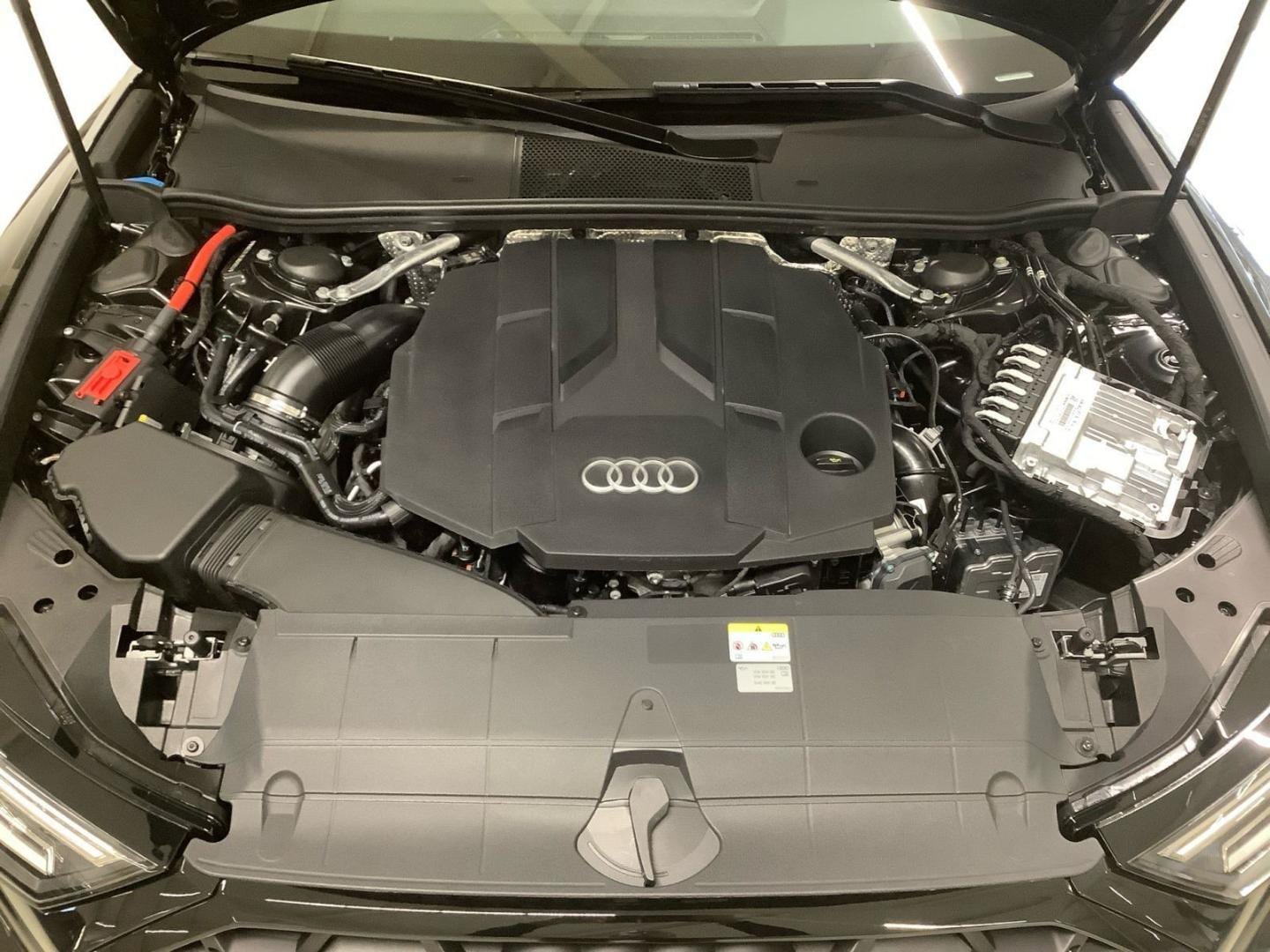 Bild über Audi A6 Avant S line 50 TDI quattro tiptronic - für weitere Informationen kontaktieren Sie den Audi Partner