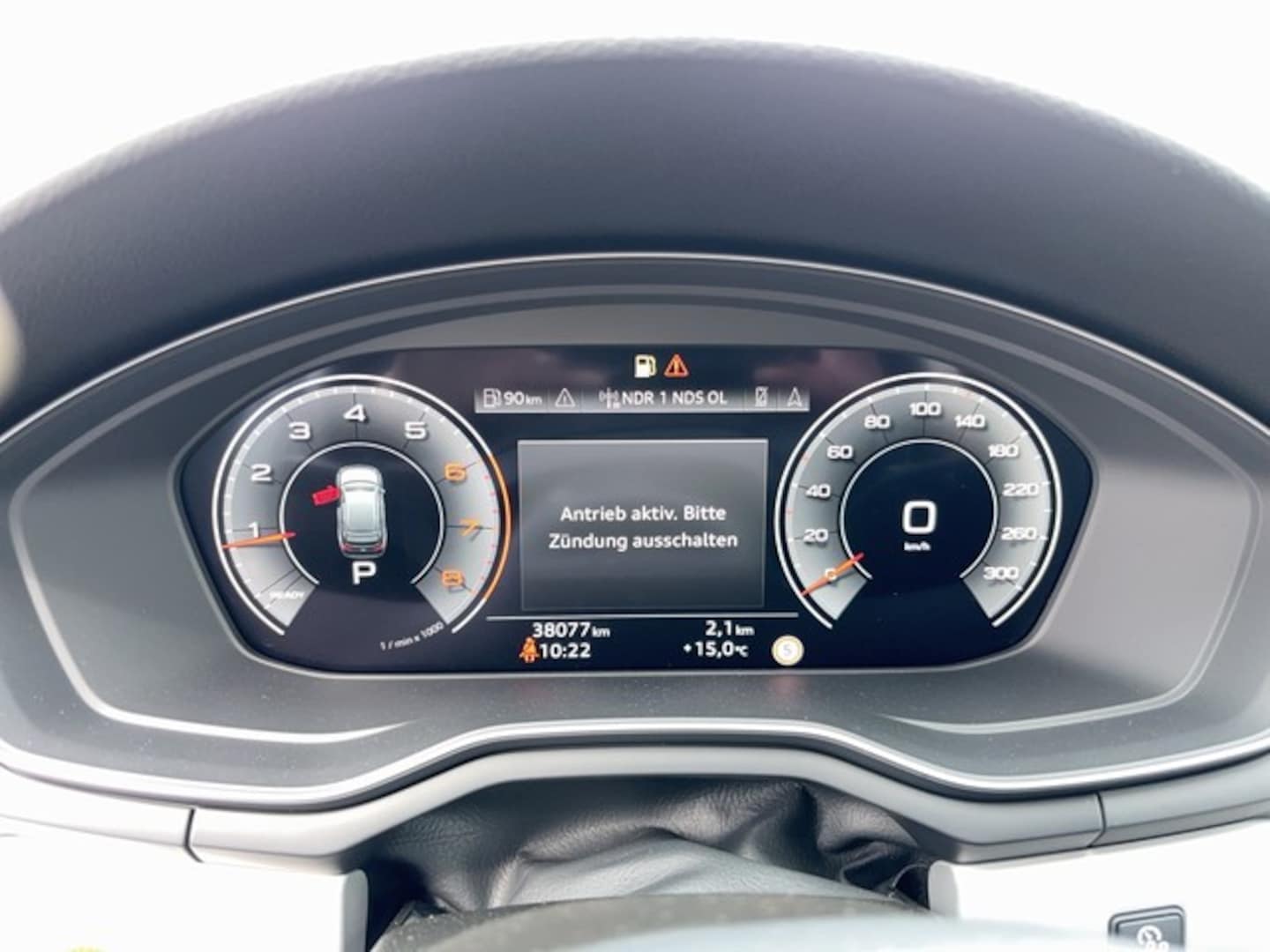 Bild über Audi A4 Avant S line 35 TFSI S tronic - für weitere Informationen kontaktieren Sie den Audi Partner