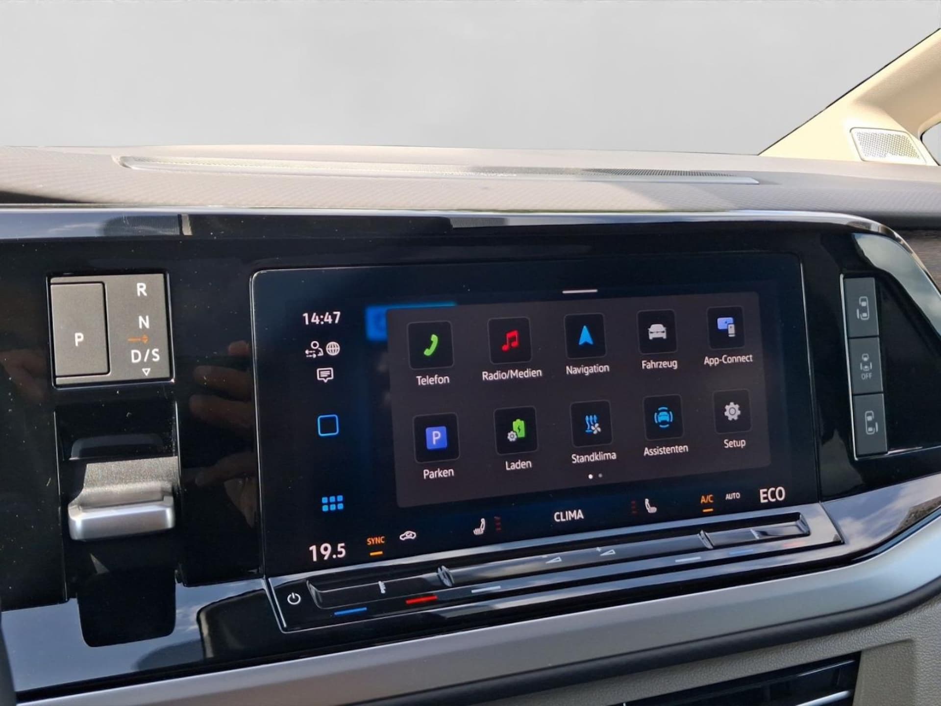 Volkswagen Multivan Style