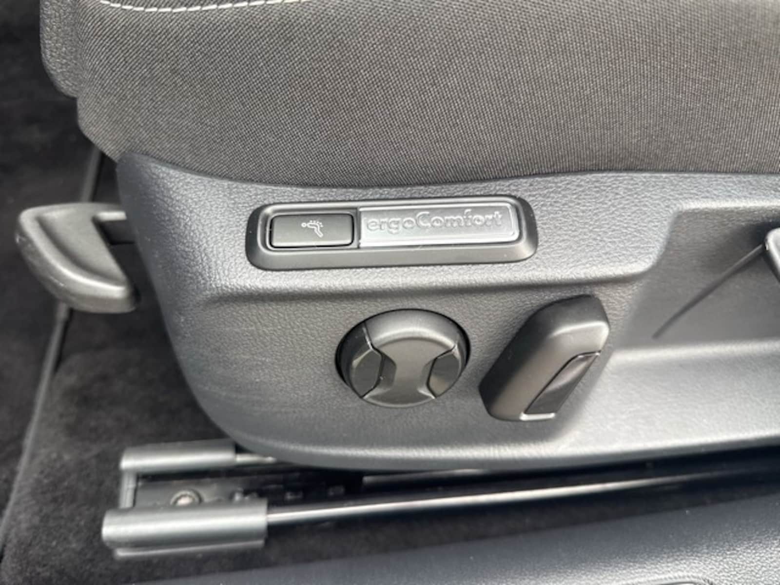 Volkswagen Passat Variant – Bild 17