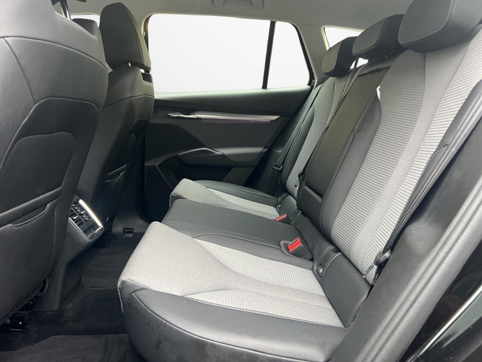 Škoda Enyaq – Bild 12