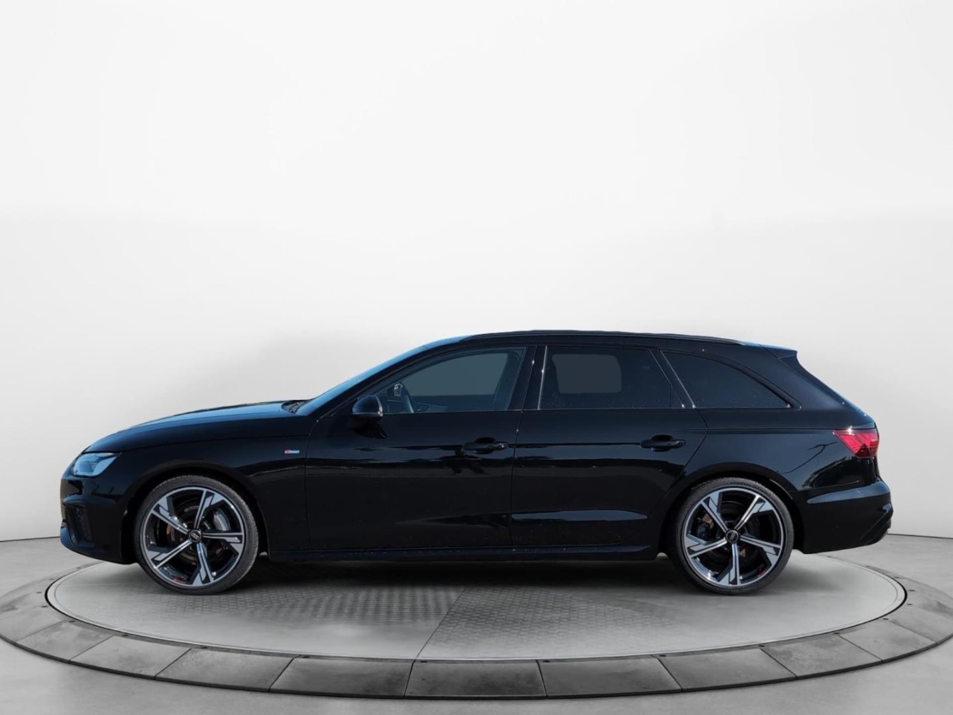 Audi A4 Avant S line