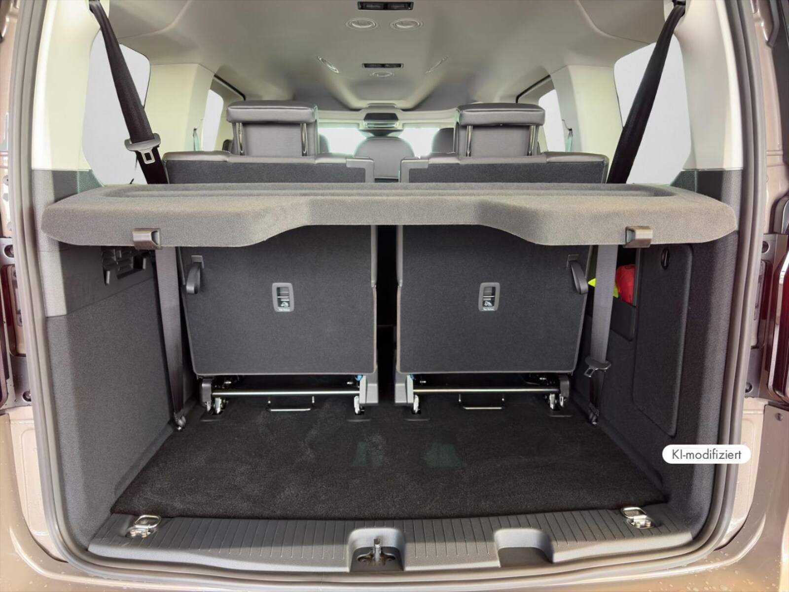 Volkswagen Caddy Maxi Kombi – Bild 15