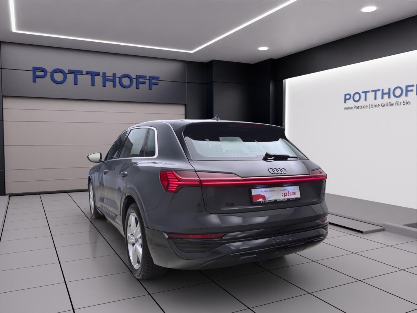 Image about Audi Q8 e-tron advanced 55 e-tron quattro