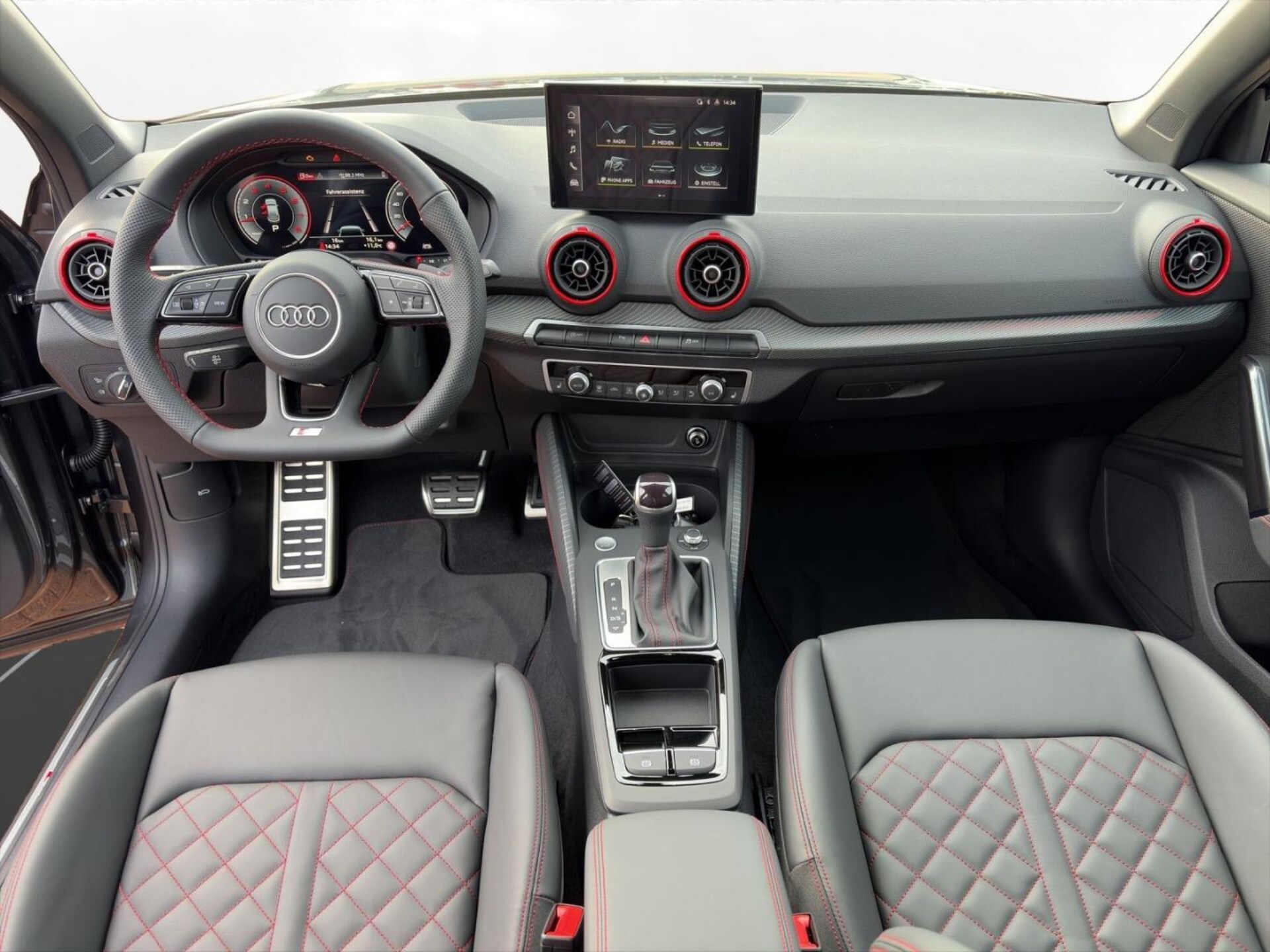 Audi Q2 S line