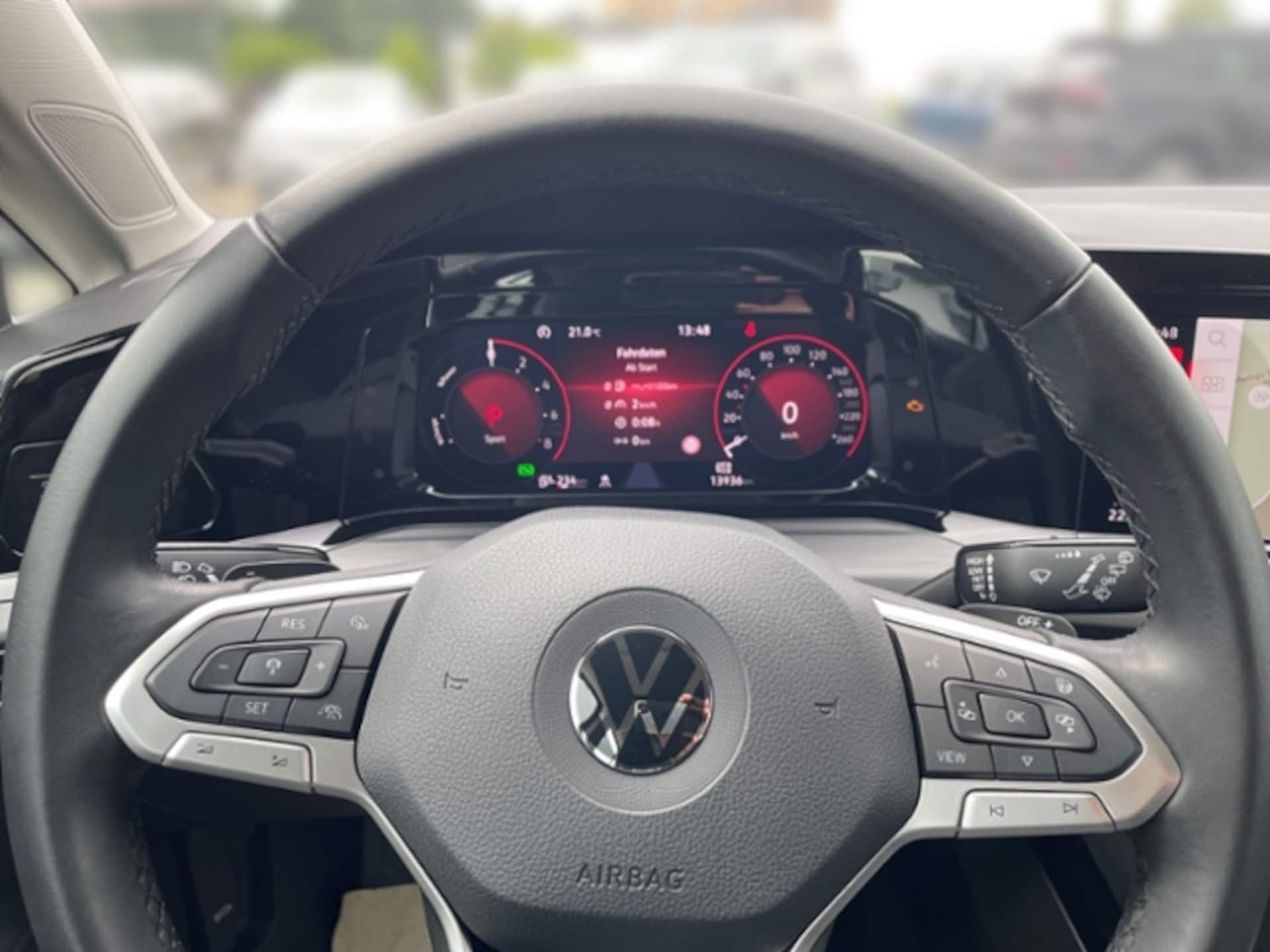 Volkswagen Golf Style